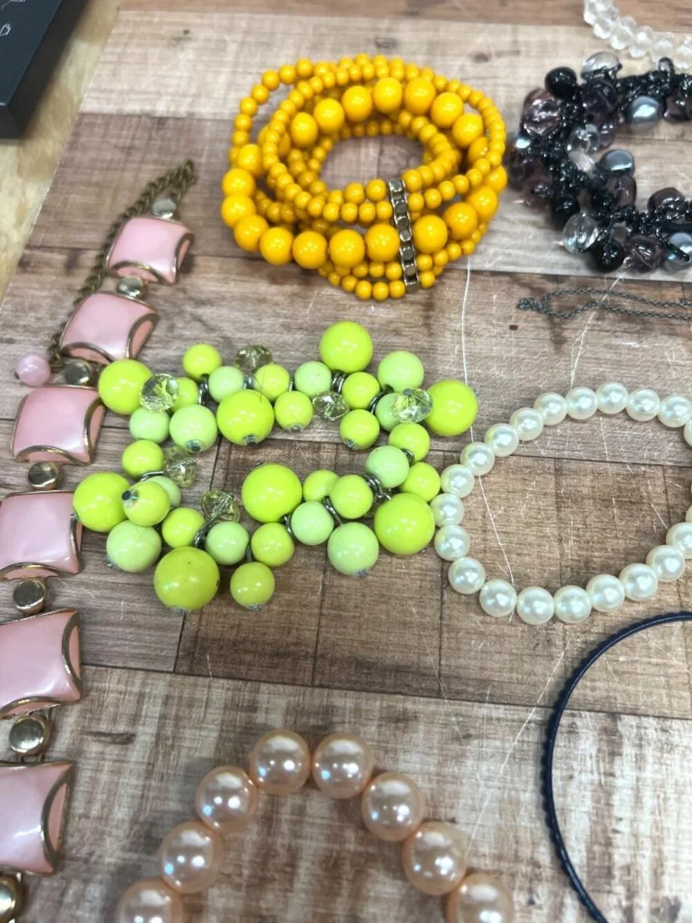 Vintage & Modern Bracelet & Jewelry Lot With Beads Pearls Metal & Resin For Craf